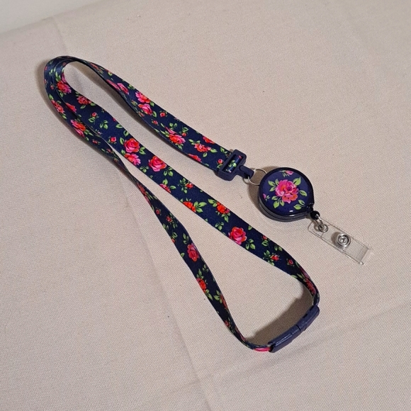 Nurse Doctor Work Badge Identification Card Holder Pink Floral - Picture 3 of 3